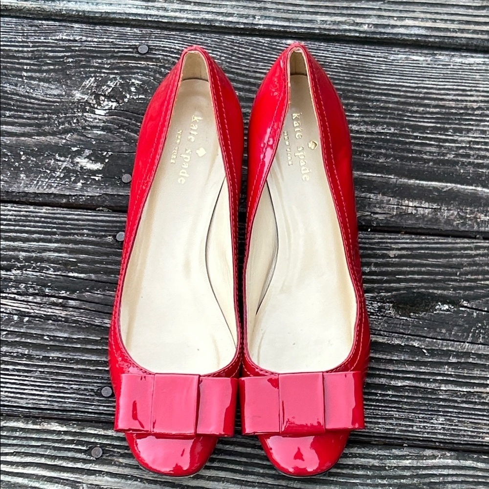 Kate Spade Glossy Red block heel with Bow patent leather 8.5